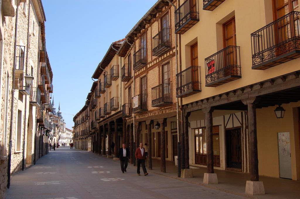 El Balcon De La Catedral Apartment El Burgo De Osma Exterior photo